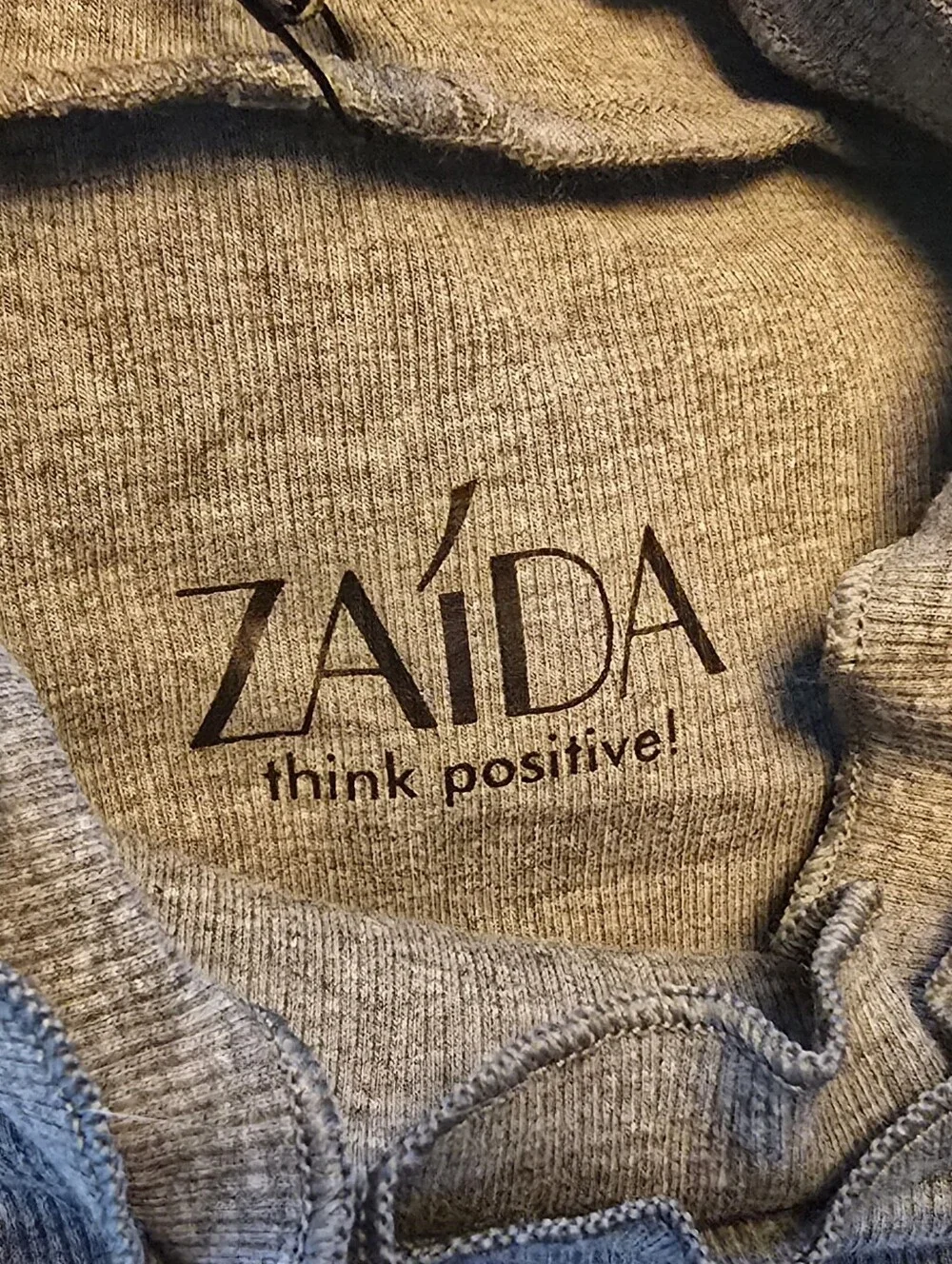 NWT Zaida Think Positive,Germany Womens EU42 US 10/12,M/L Gray Turt neck Sweater